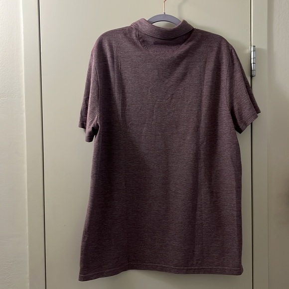 Polo shirt in light purple. Excellent condition. - Picture 2 of 4